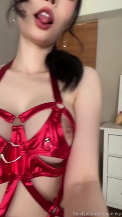 女演员模特【Jenny孙禾颐】最新无水印劲爆福利，脸穴同框，花样情趣道具自慰，淫水泛滥 截图10