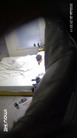 乐橙~苗条小姐姐与男友3小时4炮实录，山东妹子，身材好，胸大腿长，被男友内射了好几炮 截图3