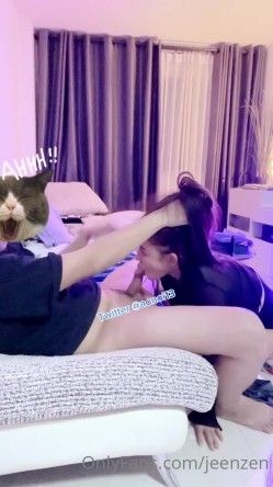 钟爱无套中出的泰国微胖巨乳妹「jeenzen」OF性爱日常私拍 截图7