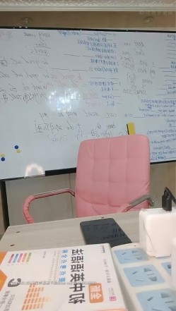 英语老师【淫骚浪老师】勾引学生教室啪啪哈哈小哥是处男吧逼和屁眼都分不清插错地方了 截图15