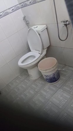翻墻爬窗摆拍多位小姐姐洗澡换衣服 截图10