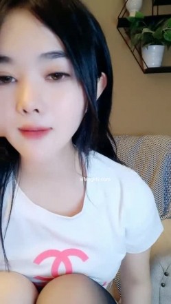 经典女神级别。超美【性感车模】性感自慰，宅男撸管专用~太赞了！女团级别，私处全部展示 截图5