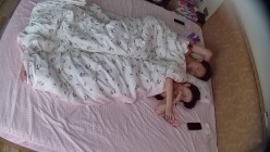 酒店偷拍大学生情侣样子稚学妹希腊脚班花周末和男友在酒店做爱被干多次 截图11