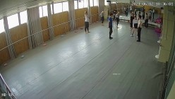 舞蹈班《监控破解》偷拍多位美女学员后台换衣服 截图2