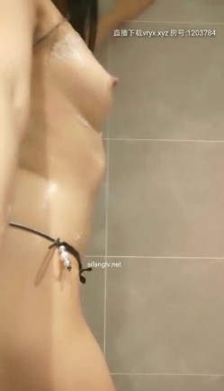 超级女神【绿波小洋】这颜值平台第一终于下海了，高颜值气质佳极品身材，浴室大秀美乳细腰丰臀真尤物 截图10