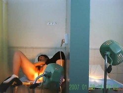 专供黑兄某妇科医院偷拍前来做检查的女人,在医生面前毫无保留的脱光全部衣服 截图7