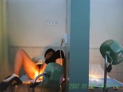 专供黑兄某妇科医院偷拍前来做检查的女人,在医生面前毫无保留的脱光全部衣服 截图16