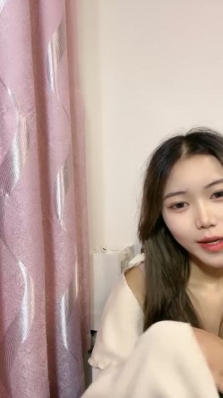 高颜气质女友黑丝大长腿，完美露脸口交，吮吸粉红龟头，女上位灰丝啪啪 截图3