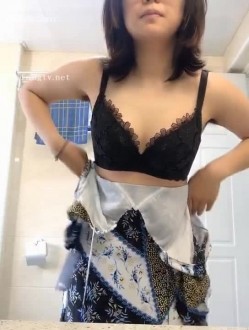【泄密流出】那些性爱_裸照被泄密流出的眼镜妹合集收录，基本都是90-00后，年轻貌美会玩，乖巧外表下淫荡不堪的一面 截图9