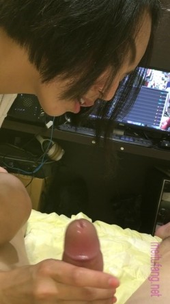 全程完美露脸！房地产女销售员【林妤】工作中犀利干练私下极度反差与炮友啪啪自拍流出国语对白 截图7
