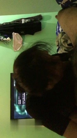 云盘流出良家少妇穿着睡衣卧室毒龙女上位爆裂抽插啪啪啪 截图13