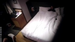 酒店偷拍 本月最佳极品高颜黑色旗袍御姐和小奶狗男友激情做爱大肥臀操起来应该爽翻了 截图7