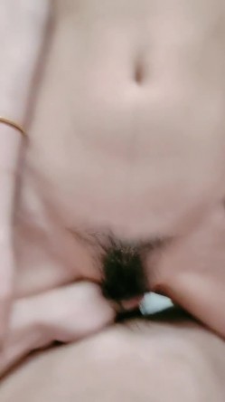 倾国倾城！【一只小胖猪】，21岁少女被干，蜜桃臀，身材一级棒，被后入干得嗷嗷叫，内射口爆~尺度升级 截图10