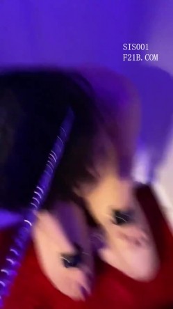 某大神调教极品小母狗淋尿，私人专属【人型宠物】最强M属性抽到头皮发麻 截图16