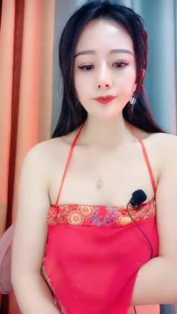 重磅！绿播下海！奶子好白好大~【咿咿水】扒穴特写！狂撸~极品美少妇，很诱惑 截图13
