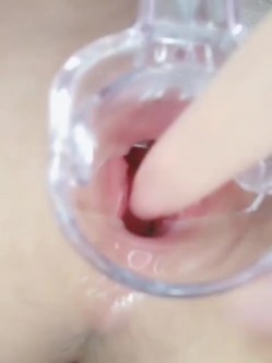 国产清纯反差女和宫雪大尺度视图福利极品抖M小母狗虐阴 截图12