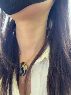 极品御姐女神、户外反差露出婊子「xigua2002」《高尔夫球场骚诱车震》大白天打高尔夫丝袜骚诱，后上车被无套一顿猛肏骚穴 截图7
