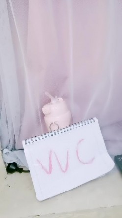 绿播转黄！【大四学妹兼职】校花牛仔裤，雪白大屁股 舞蹈专业 身材不错，皮肤白 截图5