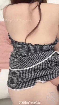 泡良大神『奶子即正义』3p高颜值骚货 粉丝见面会 被驯服极品母狗 大哥爽到爆射~爽玩老婆的桃逼妹妹 截图7