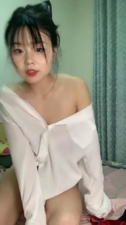 新人巨乳下海被干，【大白熊】，无套口爆吞精内射~相当哇塞，这奶子直接亮瞎双眼，纯天然无滤镜，真实 截图8