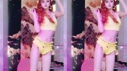 重磅国产女团【98k_001】爆肝合集 ️D杯女主镇场 一女带飞一个团 截图6