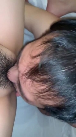 淫妻3P群P自慰露出尿脸,【双面夫妻_0575妓啪啪】,反差都市丽人，约单男交换 截图16
