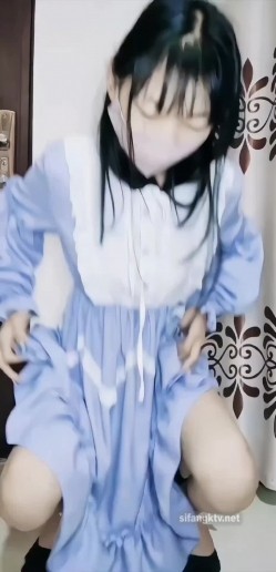 出道即巅峰新人露脸推特顶B王，人瘦奶大小魔女【蒂米】定制私拍，裸舞顶胯，道具紫薇无套啪啪内射 截图1