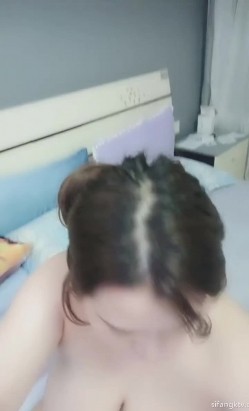 爆乳美女【若水】明星颜值抠逼舔奶自慰超级性感，‘我的绝活就是睡大哥，可惜没有 哈哈哈’ 洗奶奶给观众看！ 截图7