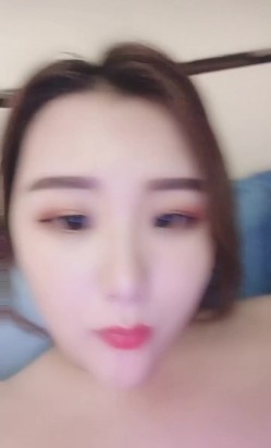爆乳美女【若水】明星颜值抠逼舔奶自慰超级性感，‘我的绝活就是睡大哥，可惜没有 哈哈哈’ 洗奶奶给观众看！ 截图10
