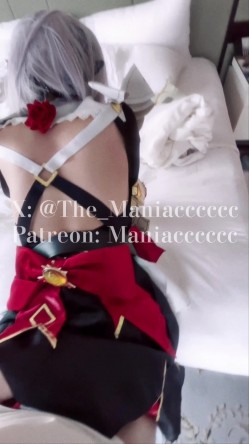 【圣诞特辑】「美女Coser收藏家」福利姬泡良大神「Maniacccccc」付费资源《原神》诺艾尔卫生间调教后入 截图3