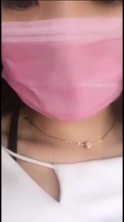 应屌丝网友要求风骚二嫂和八两哥驱车到荒郊采石场玩车震对白清晰 差点被一个老农发现 惊险 截图1