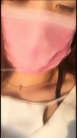 应屌丝网友要求风骚二嫂和八两哥驱车到荒郊采石场玩车震对白清晰 差点被一个老农发现 惊险 截图5