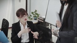 微博露脸网红福利姬 超人气【鹿八岁】最新福利 女上司和女下属 写真视图 截图8