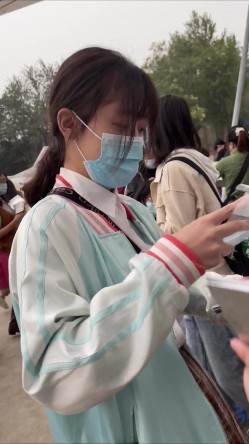 【TIMCOB】可爱的JK小姐姐！宽松白内撅屁股被拍！ 截图9