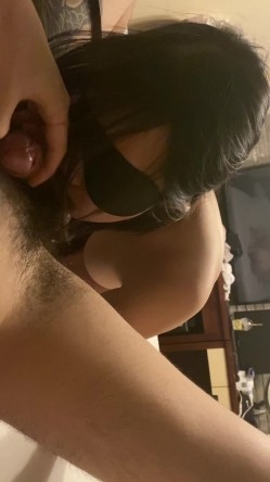 云盘高质露脸泄密，热恋小情侣日常露脸性爱自拍流出，SM车震花样多，年轻人会玩 截图16