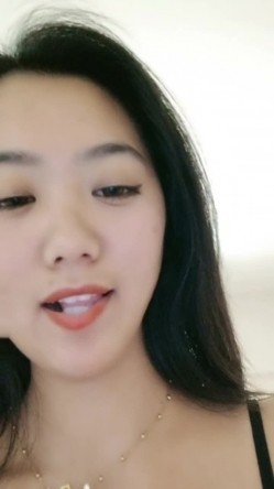 气质很好身材一流，没有赘肉的御姐范眼镜妹妹，自慰，逼逼特写，实在诱惑 截图1