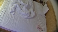 情趣酒店   大奶御姐第一炮没爽够 主动给男人撸屌开启第二炮 完事儿之后好你还没够 男人扛不住吧 截图12