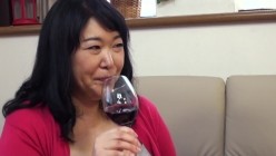 NXG-443 ぽっちゃり爆乳義母と生パコ相姦 豊満ハミ出し巨肉体に息子は欲情！ 截图8