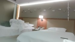 探花朗李寻欢_管理代班丰满少妇，撅屁股按着头插嘴，战力不行没搞几下萎了 截图3