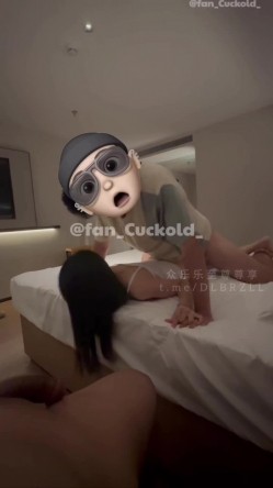 推特00后家养绿奴妻主、NTR资深女玩家、绿帽贱狗收割机「饭饭吖」单男的母狗，老公的女王 截图12