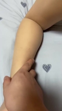 【极品御姐 ️完美露脸】超淫丝袜母狗『小语』2022新版私拍 爆裂黑丝各种爆操骚逼狼穴 淫荡高潮 高清720P原版 截图4
