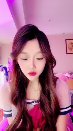 ️神级女神【董小姐】高端女神！模特身材~裸舞~道具自慰~白浆直流！ 截图5