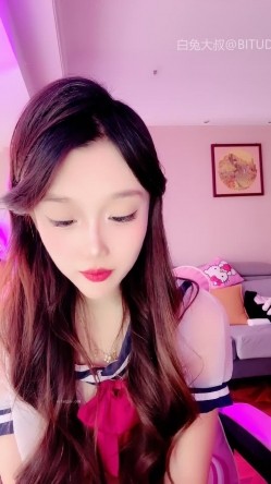 ️神级女神【董小姐】高端女神！模特身材~裸舞~道具自慰~白浆直流！ 截图7