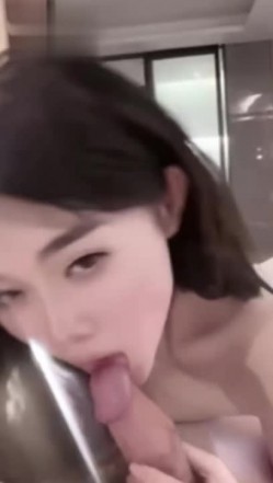 抖音斩虎团队女网红 孙一鱼 下海私拍 性爱视频曝光坐实反差人设 截图2