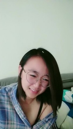 【研究生无奈】学霸下海历程13天全收录，理科学霸，从网贷的漩涡，到卖肉的泥潭，讲述跟前男友的性爱，从最初的拘谨到黑牛道具都精通 截图7