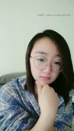 【研究生无奈】学霸下海历程13天全收录，理科学霸，从网贷的漩涡，到卖肉的泥潭，讲述跟前男友的性爱，从最初的拘谨到黑牛道具都精通 截图11