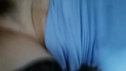 海角-出租房里的姐姐，D罩杯大白乳，穿上丝袜的姐姐 截图9
