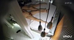 萤石云酒店偷拍 ️油腻大叔幽会少妇情人互舔性器官各种姿势啪啪 截图16