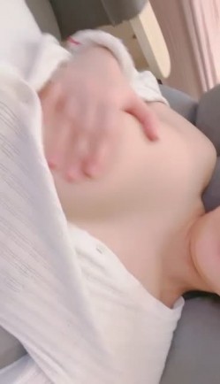 新人！校花女神~极品美臀~【小笨蛋】扣到流白浆~狂撸~！~~~！电动马达臀，小穴超级粉~！超清纯！ 截图7