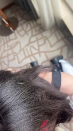 约炮大神，【阿曼达】，VIP付费福利，泄密多位极品妹子福利，麻将桌前操牌友，3P别人的老婆偷情 截图4